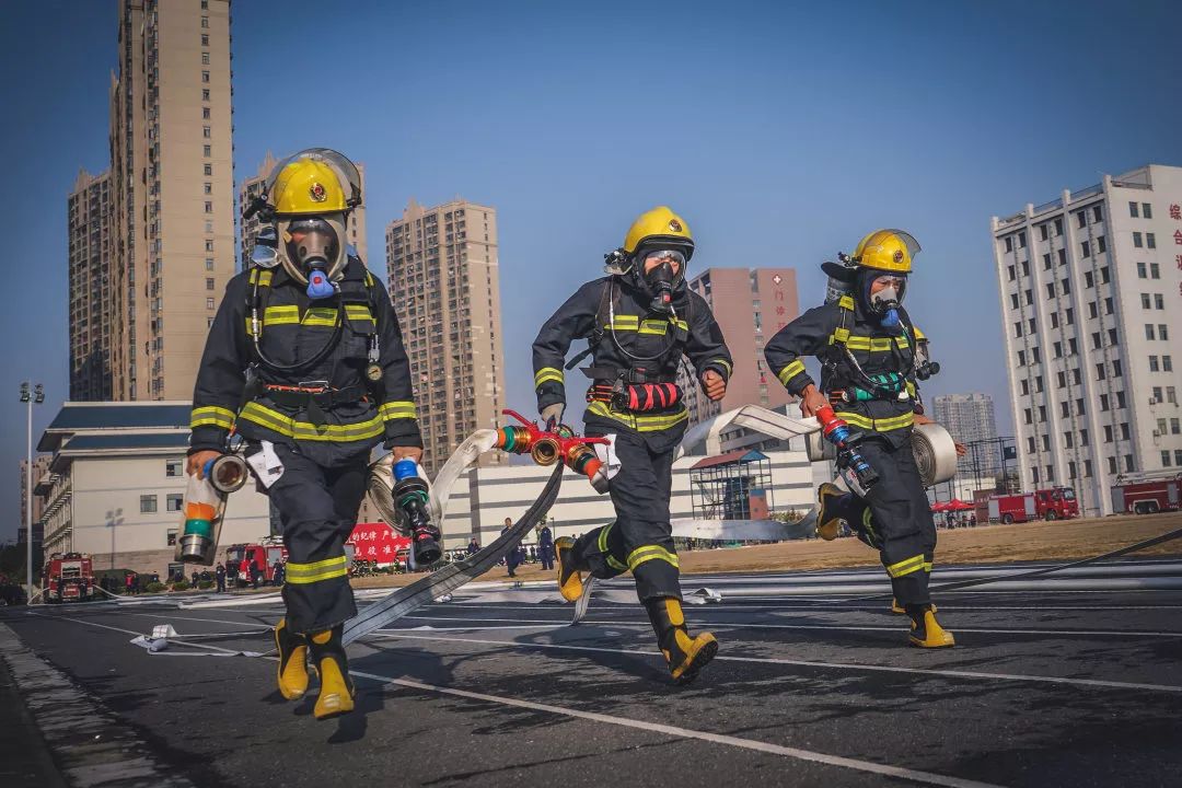 关于澳门队战罢开心，舍我其谁的士气的信息