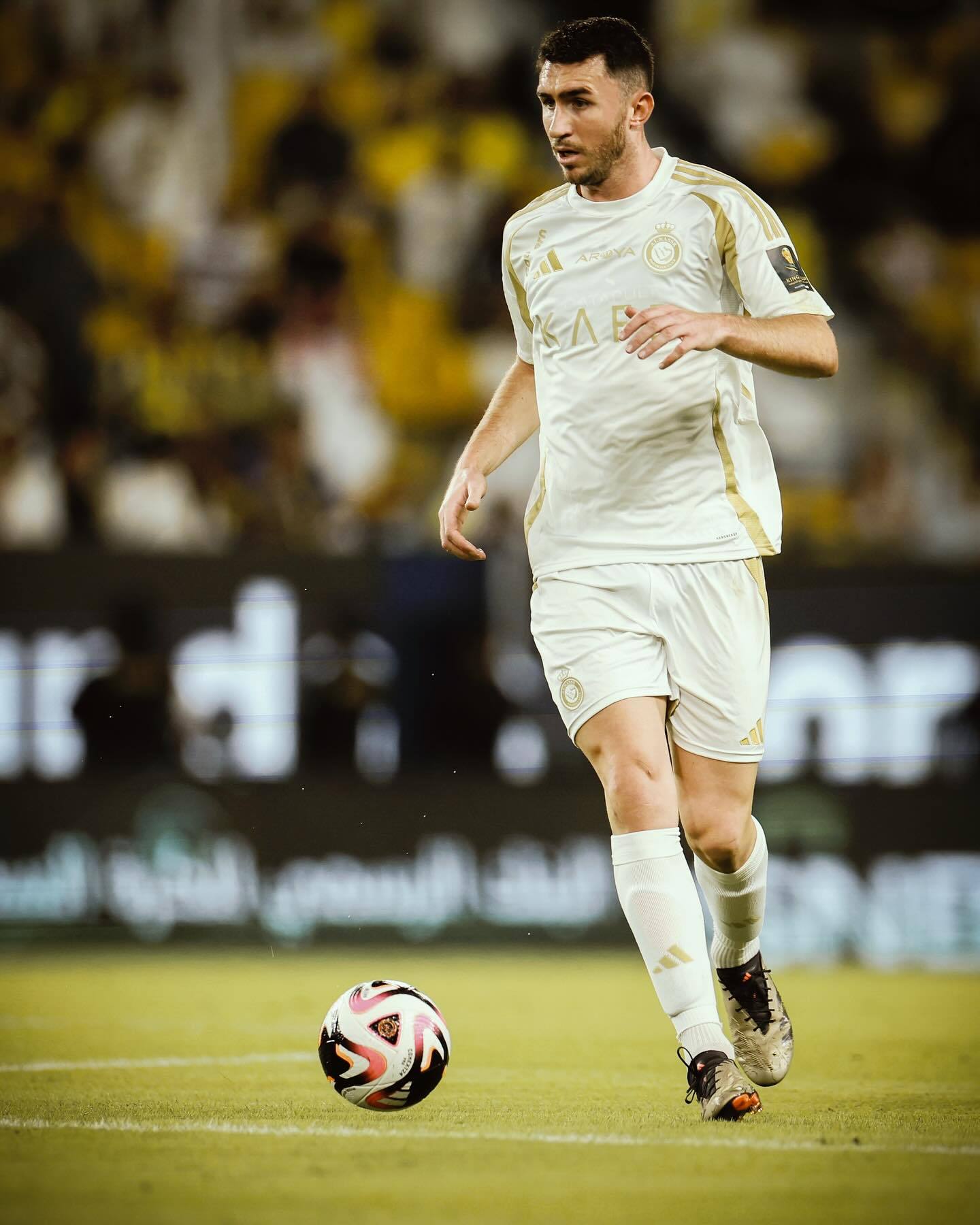 马赛队主教练解读球员伤病情况，遭遇挑战的简单介绍