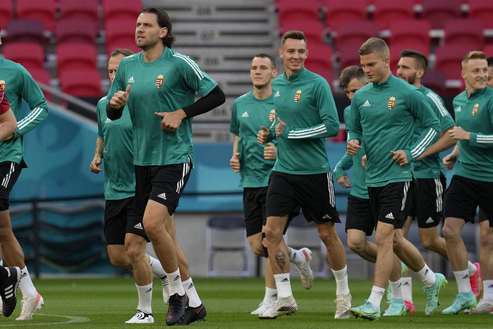 开云体育中国-匈牙利险胜斯洛文尼亚，成功晋级欧国联小组赛