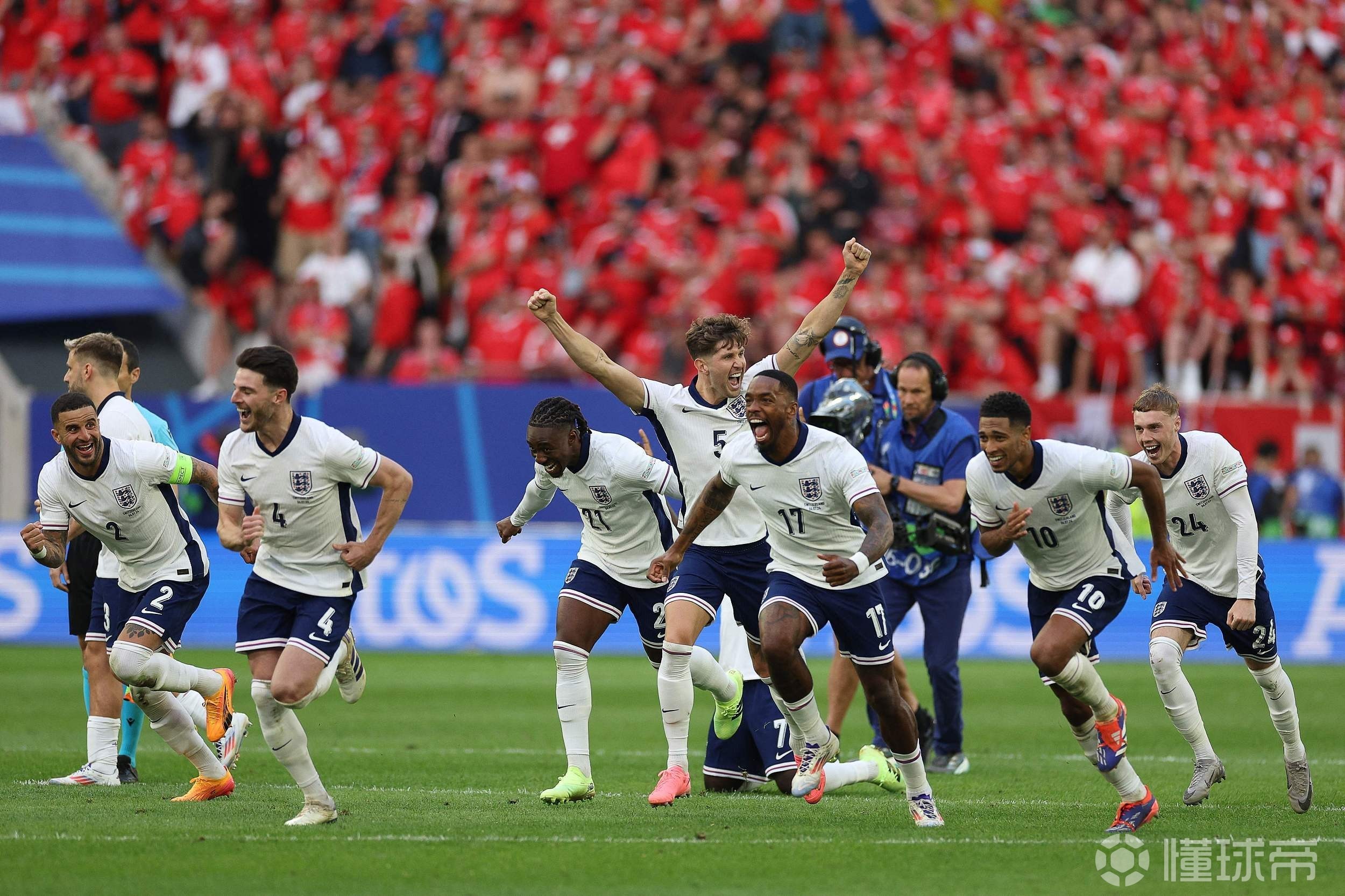 开云体育官网-德国女足力克法国，晋级四强