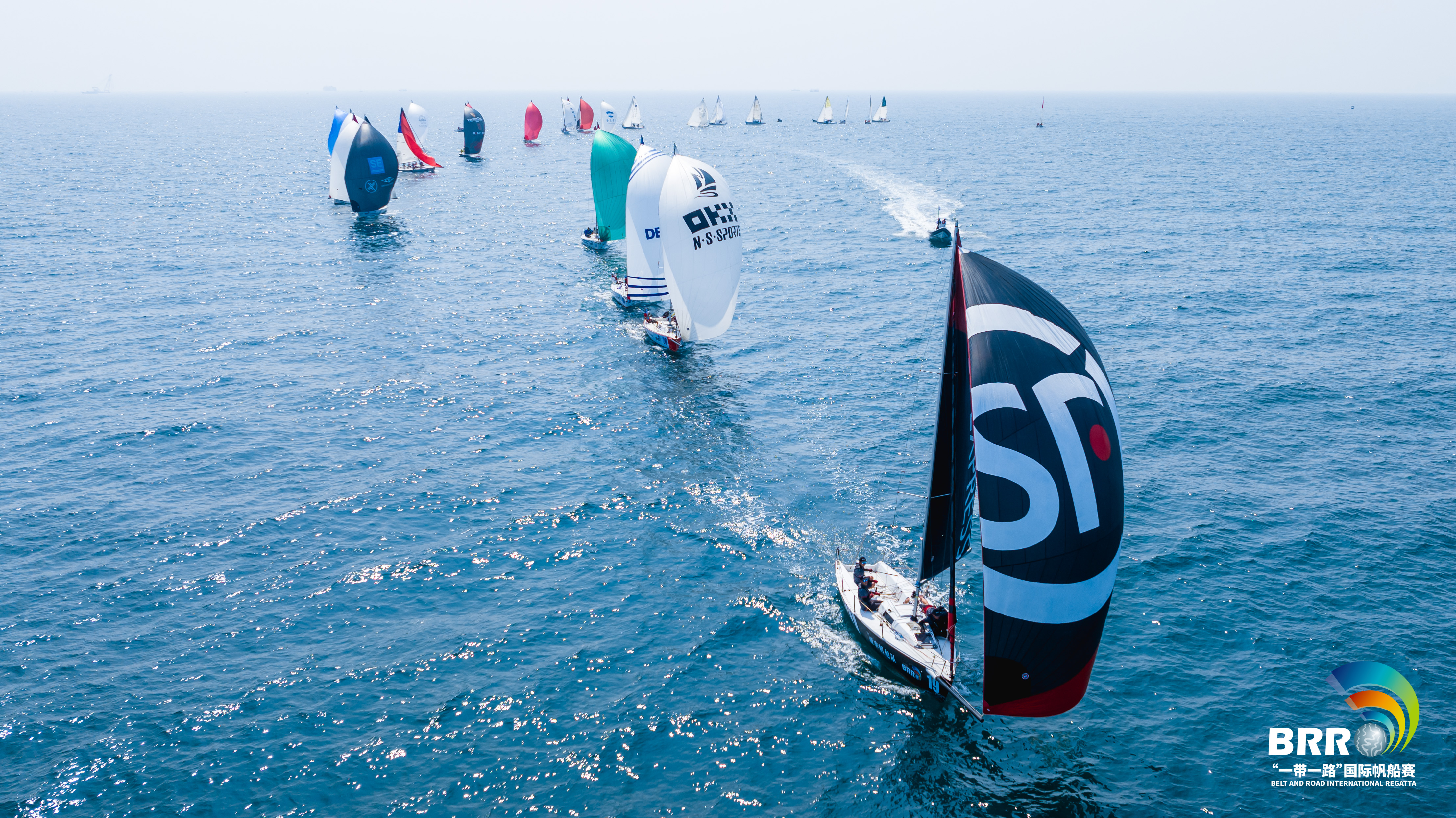 开云体育官方网站-包含澳大利亚帆船队风头正劲，一路领先的词条