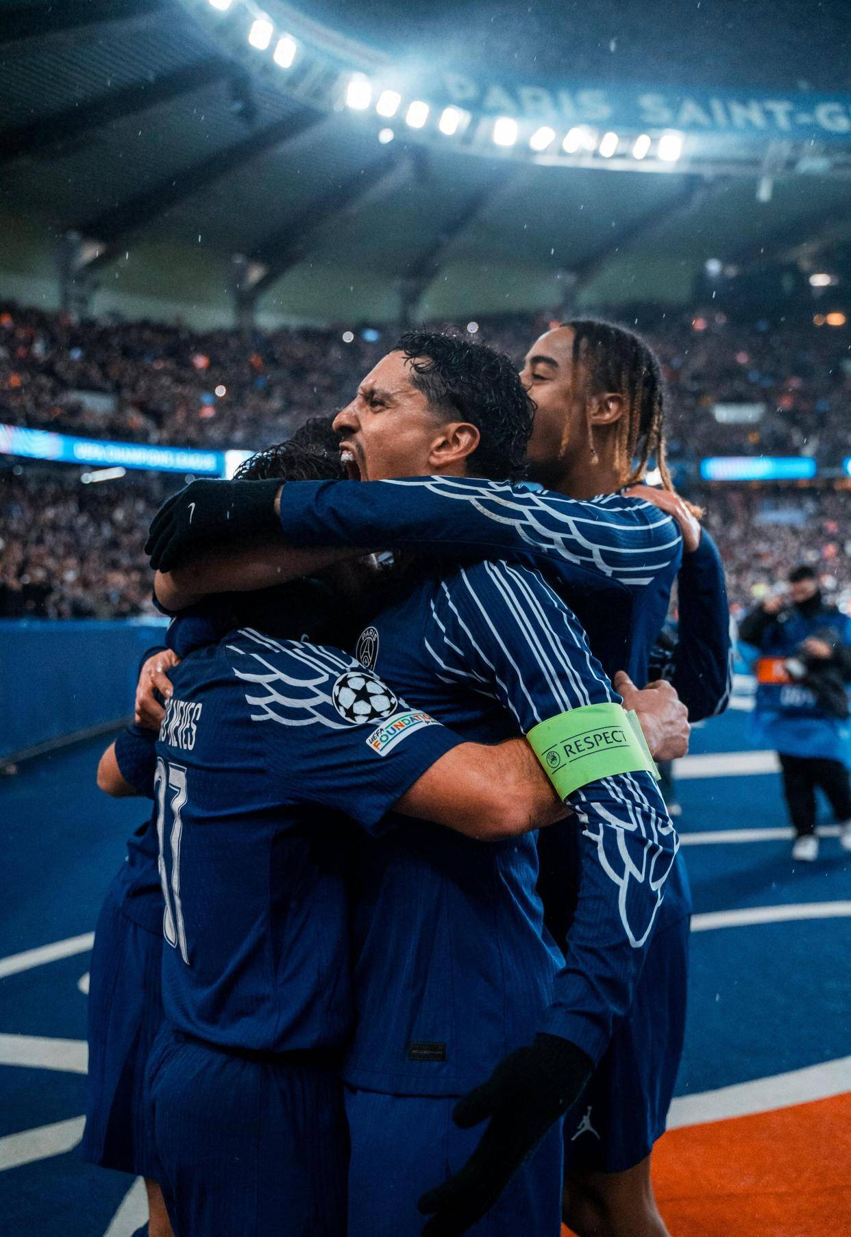 开云体育官网-关于巴黎圣日耳曼胜利，继续紧追领先者的信息