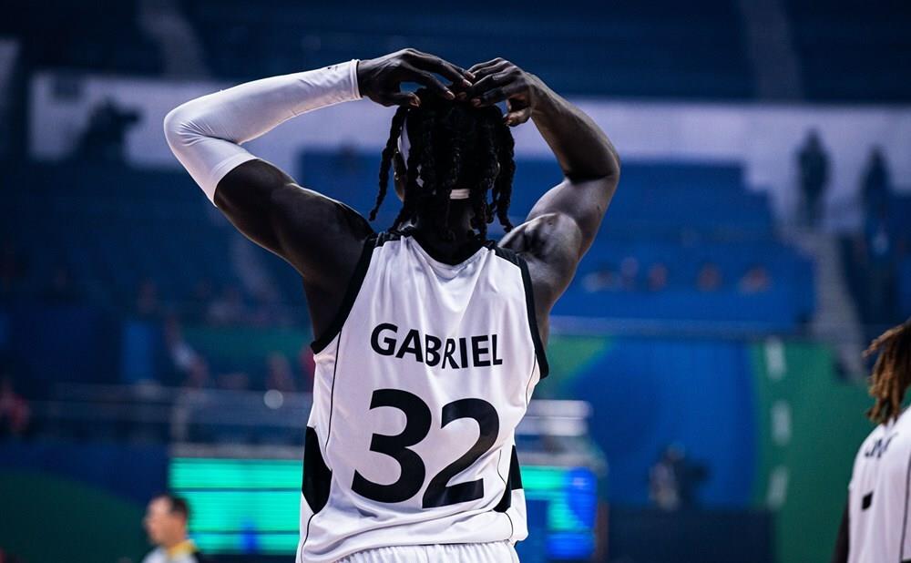 生死时刻！比赛末段双方都拼尽全力