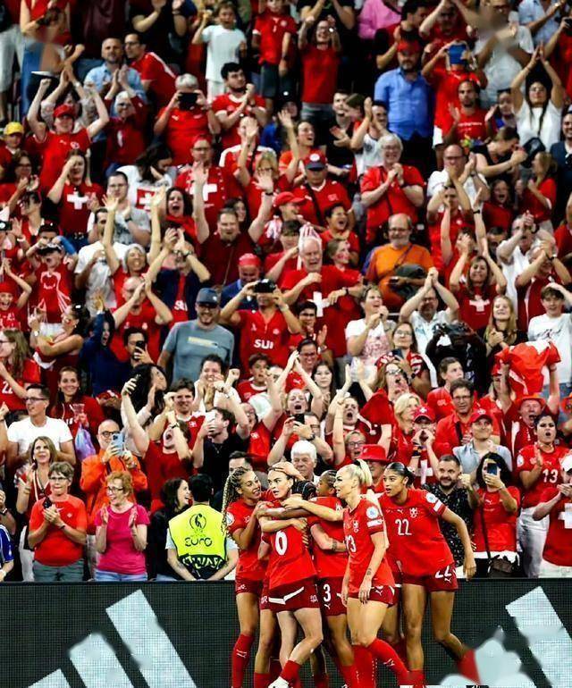 开云APP-瑞典女足赛事中，挪威队获得胜利