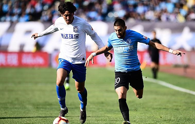 开云下载-泰达主场不敌申鑫，遭遇连败压力增加的简单介绍