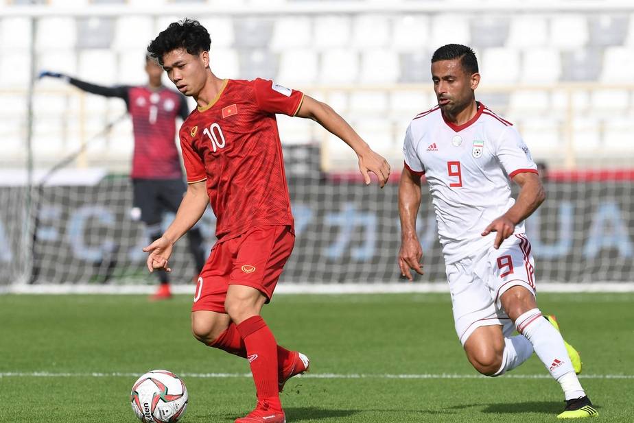 开云平台-中国男足备战世预赛将迎战菲律宾队