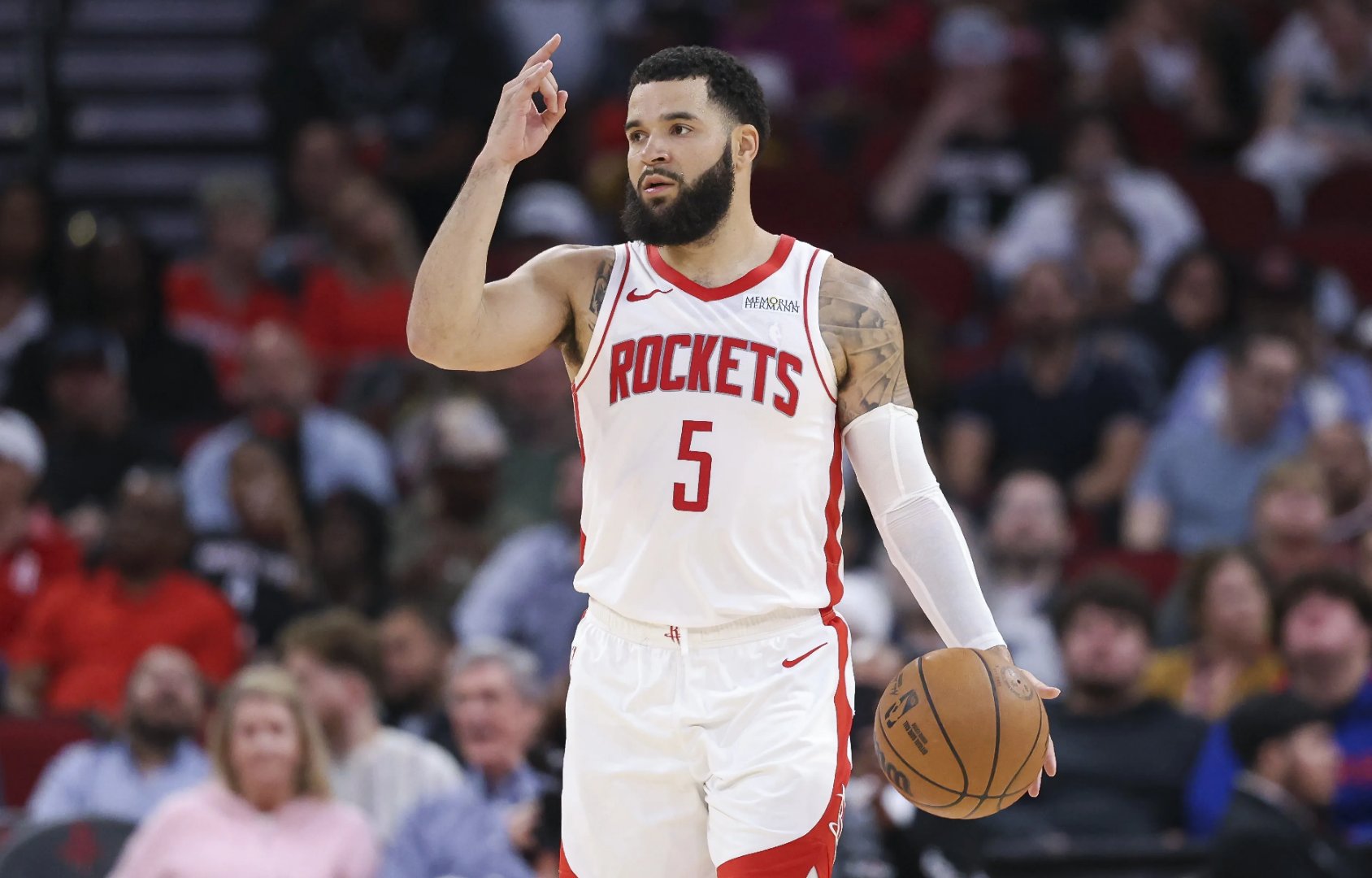 开云体育官网-猛龙大胜凯尔特人，范弗利特尼斯卓越出色