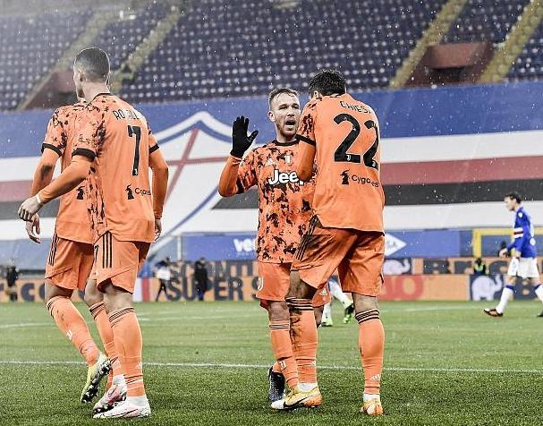 -锡耶纳战平桑普多利亚，取得保级关键分