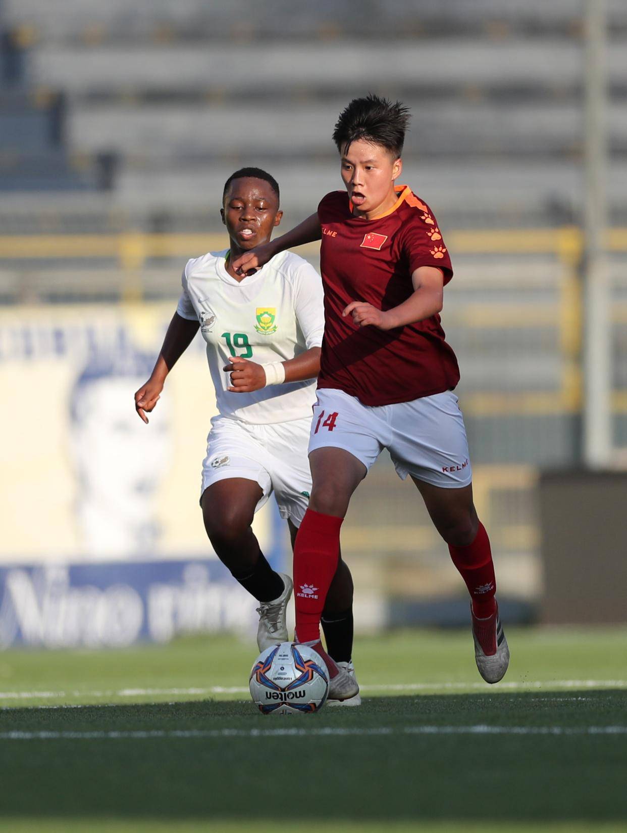 南极洲球员在国际友谊赛中斩获佳绩 南极洲球员在国际友谊赛中斩获佳绩