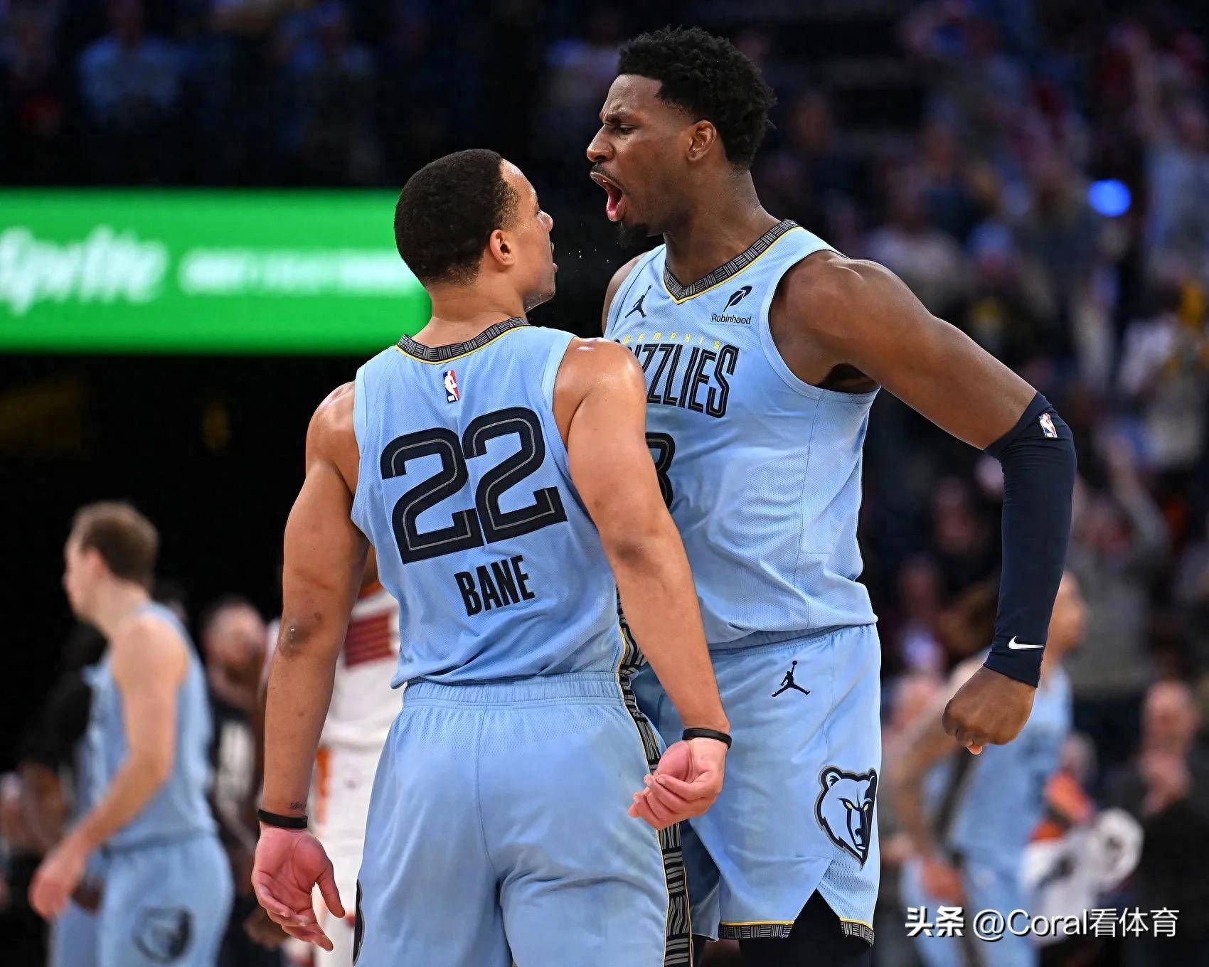 包含快船遭灰熊逆转，莫兰特尔策三双的词条