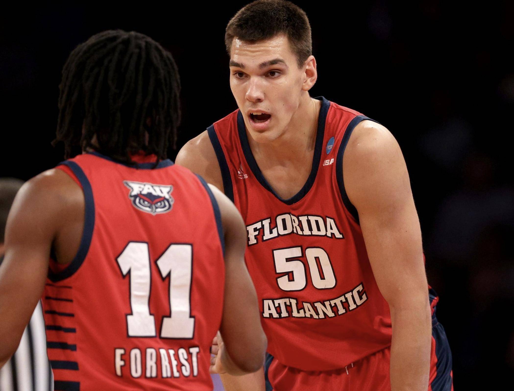 开云体育中国-墨西哥男篮逆转尼日利亚男篮，波尔津吉斯关键制胜的简单介绍