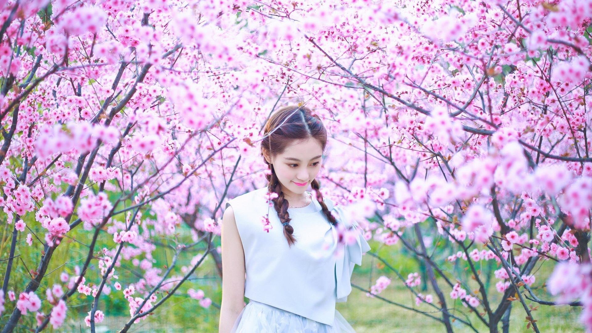 开云体育登录-F1年度争冠焦点战，勒沃库森铁骑血拼牙买加闪电，赛道上的文明碰撞与终极对决