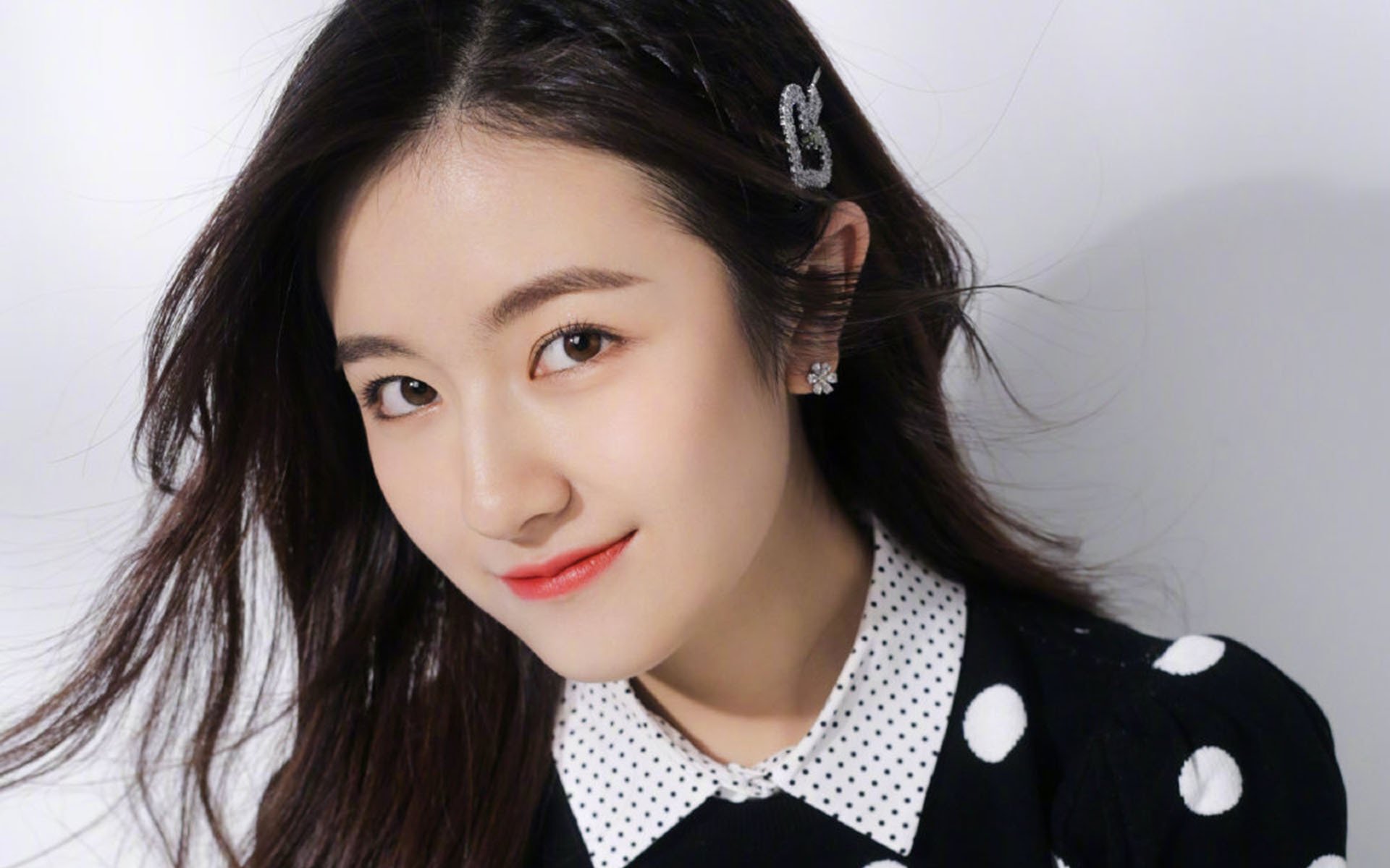 开云官网-当绝杀遇上闪电战，一瞬光芒与整体风暴，何为真正的冠军级表现？