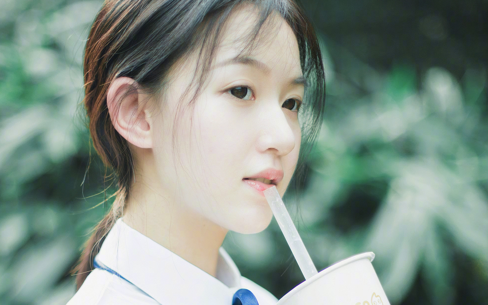 格纳布里觉醒！德国飞翼单骑接管比赛，墨西哥打穿几内亚的背后暗藏玄机