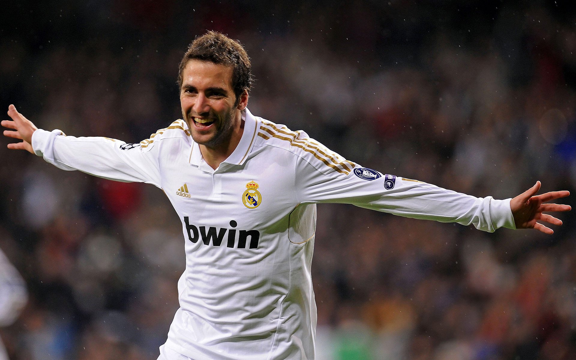 开云体育入口-双城记，钢铁骑士的封锁与乔治的绝境接管