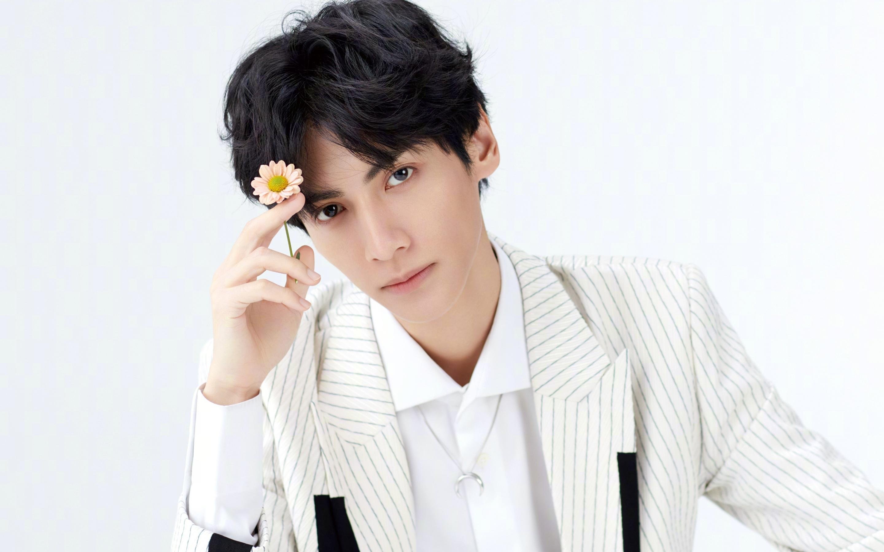 范弗利特关键球一锤定音,奇才队闪电战速胜吉林队