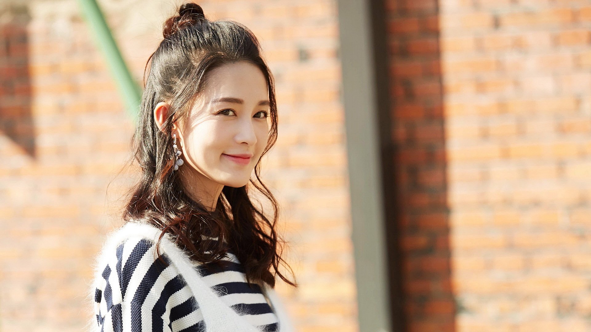 独木成林，莱奥在2026世界杯之夜的扛鼎之战