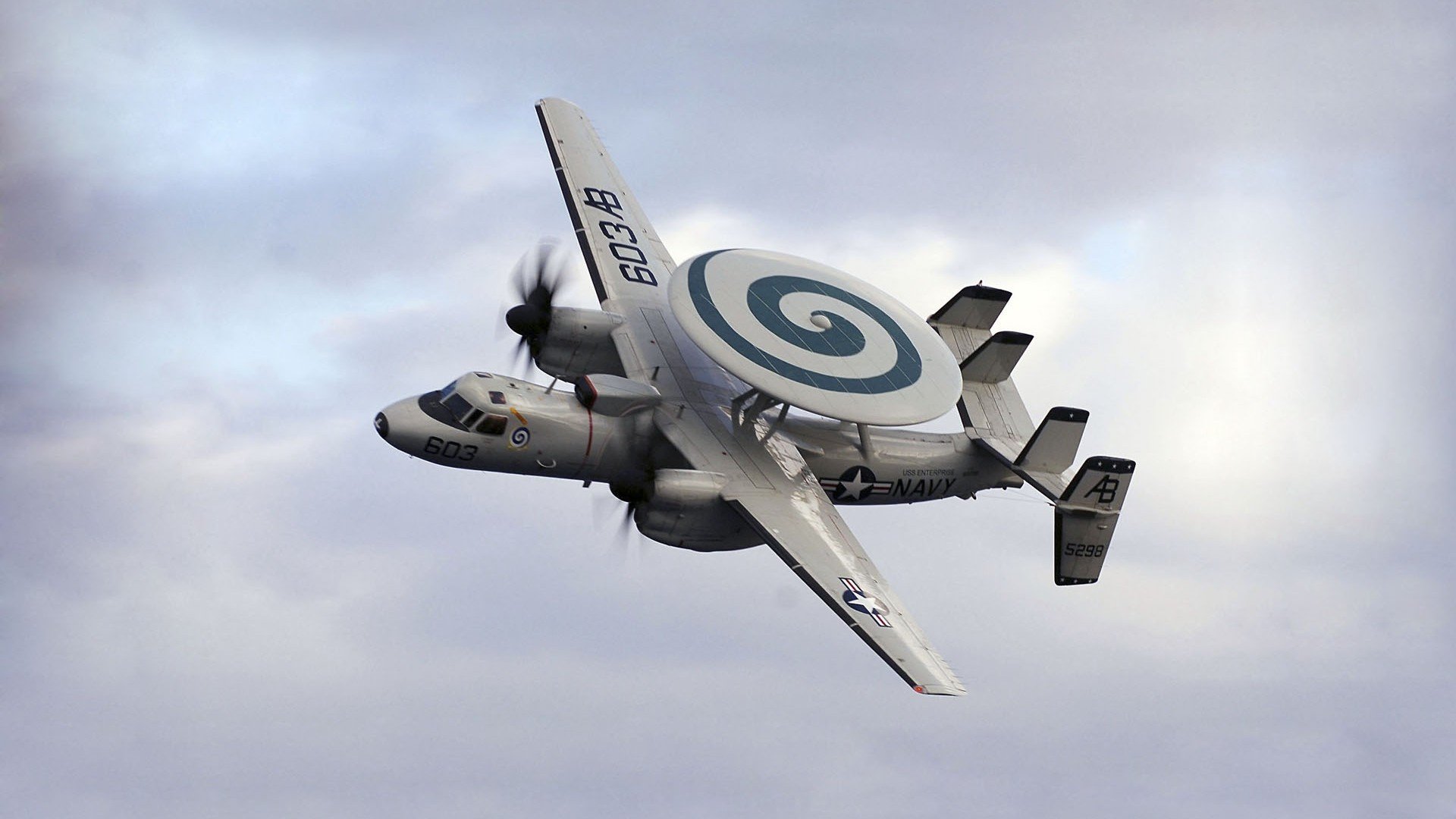 开云体育APP下载-篮球场上的无形长城，贝恩如何用防守艺术锁死尼克斯